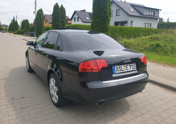 Audi A4 cena 17900 przebieg: 247000, rok produkcji 2005 z Świecie małe 301
